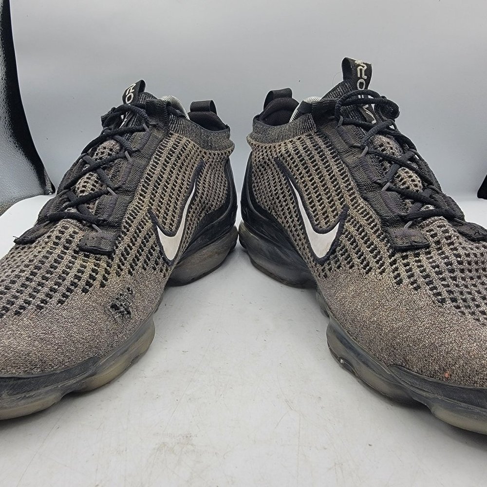 Nike Air Vapormax 2021 FK Flyknit Mens 12 Black White Anthracite Oreo DC9394-001 - Picture 3 of 15
